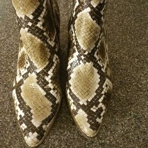 Coconuts by Matisse Snake print Booties Western